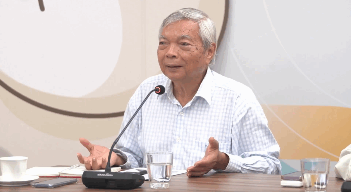ผศ.ประสาท มีแต้ม