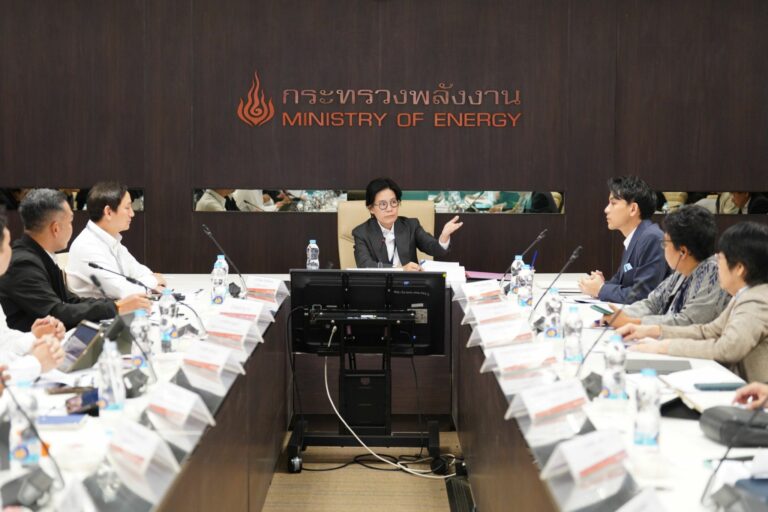 ภาคประชาชน ยื่นหยุดจ่ายชดเชย กองทุนน้ำมัน พลังงานรับลูกเร่งพิจารณา